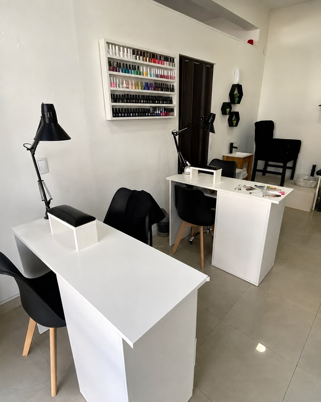 Interior de MERIDA Beauty Studio